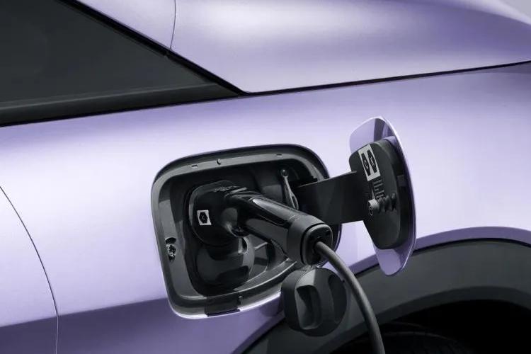 3475062 150kW Comfort 60.4kWh Auto
