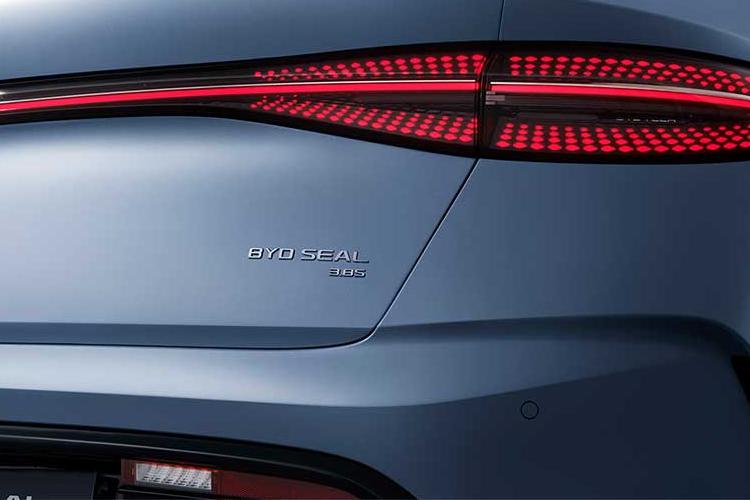 3439153 230kW Design 83kWh 4dr Auto