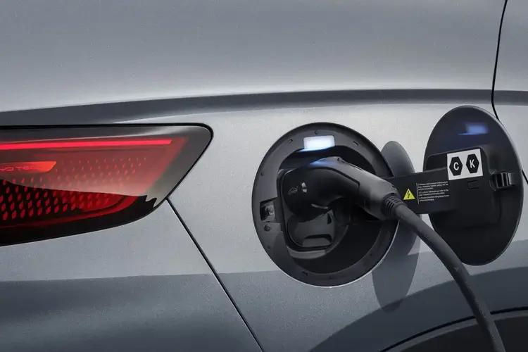 3459036 1.5 DM-i Boost 5dr Auto