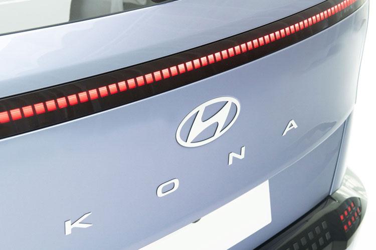 3439161 160kW Advance 65kWh 5dr Auto