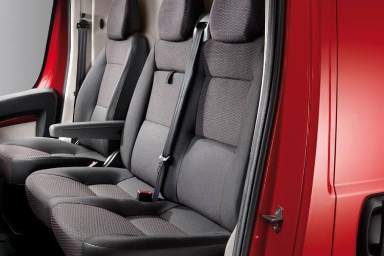 3439227 2.2 BlueHDi 140 H1 Van Enterprise